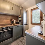 Jacuzzi 6 Places & Salle De Jeux & Proche & Parking Prive Шале