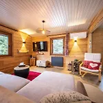 Jacuzzi 6 Places & Salle De Jeux & Proche & Parking Prive Жерарме