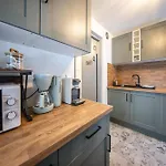 Jacuzzi 6 Places & Salle De Jeux & Proche & Parking Prive * Жерарме