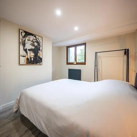 Chalet Jacuzzi 6 Places & Salle De Jeux & Proche & Parking Prive