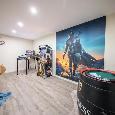 Jacuzzi 6 Places & Salle De Jeux & Proche & Parking Prive Chalet *