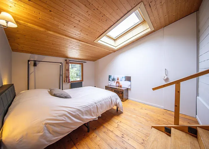 Jacuzzi 6 Places & Salle De Jeux & Proche & Parking Prive Chalet *