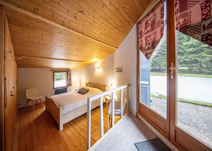 Jacuzzi 6 Places & Salle De Jeux & Proche & Parking Prive Chalet