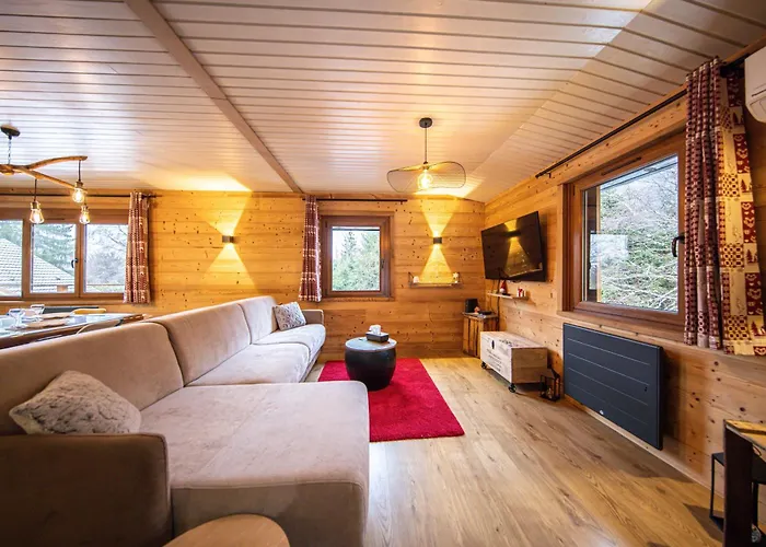 Jacuzzi 6 Places & Salle De Jeux & Proche & Parking Prive Chalet