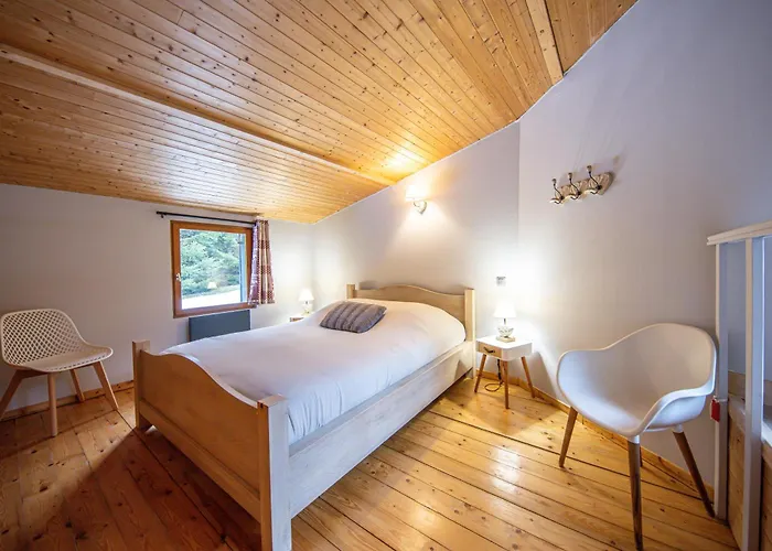 Chalet Jacuzzi 6 Places & Salle De Jeux & Proche & Parking Prive