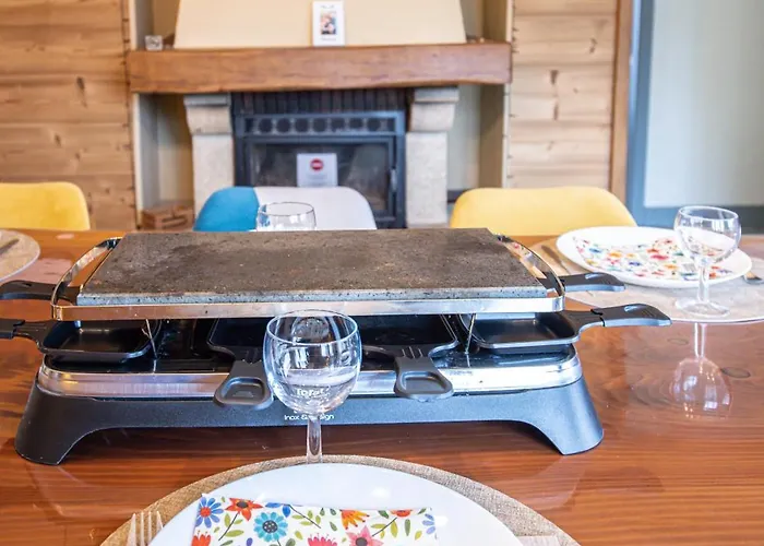 Jacuzzi 6 Places & Salle De Jeux & Proche & Parking Prive Chalet