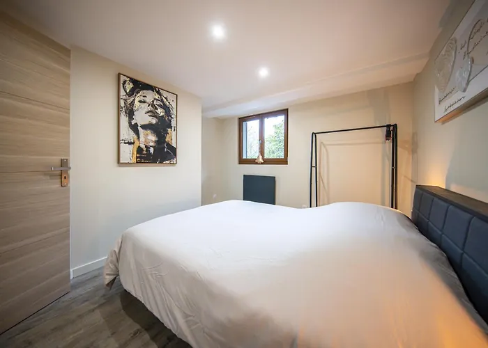 Chalet Jacuzzi 6 Places & Salle De Jeux & Proche & Parking Prive